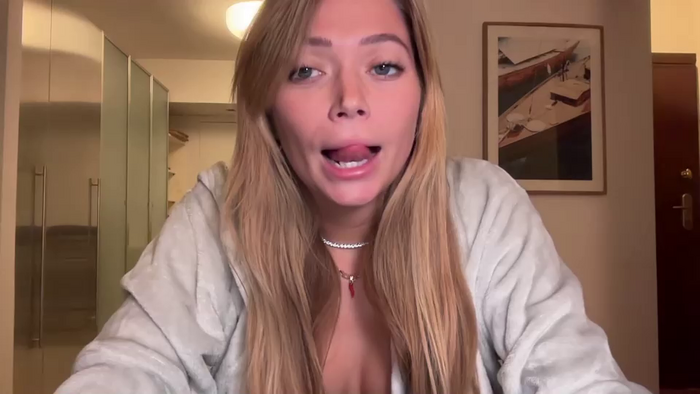 clairethompsonn