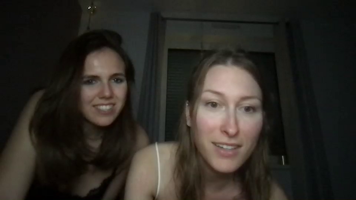 girlsnextdoor__