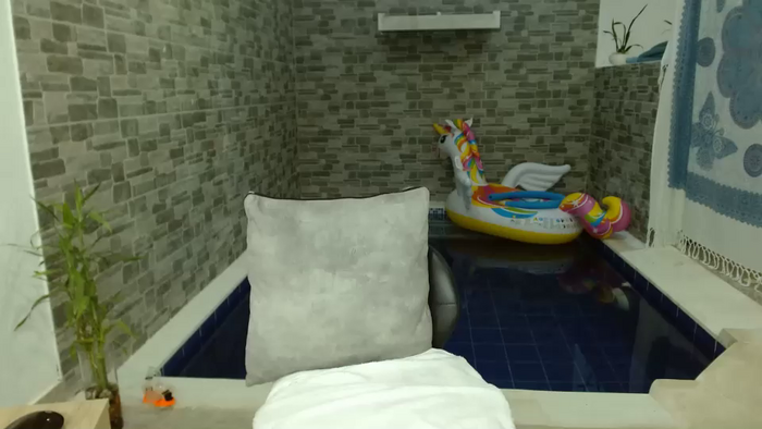 sara_naughtyw