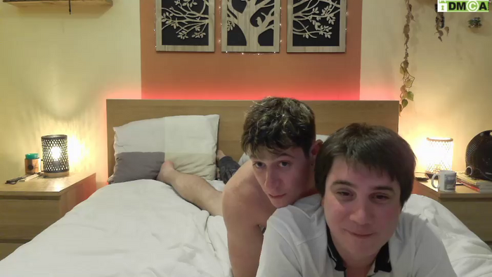 frenchhornybibs