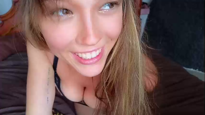 _demi_dee_