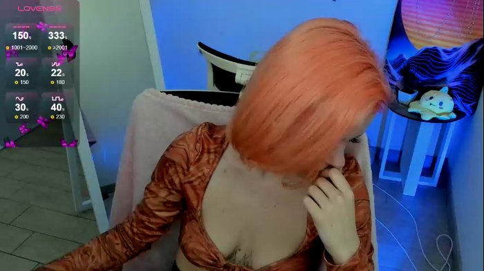 red_bestie_