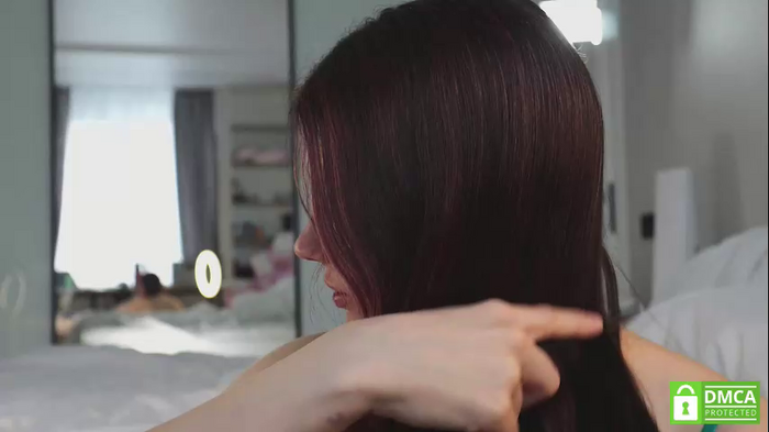 diana_alison