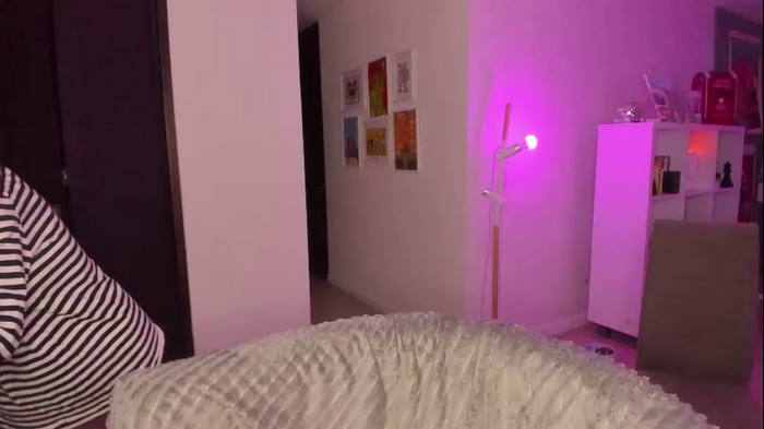 lonelly_lolly98