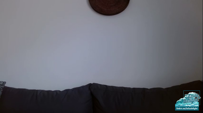 lailagetsnaked