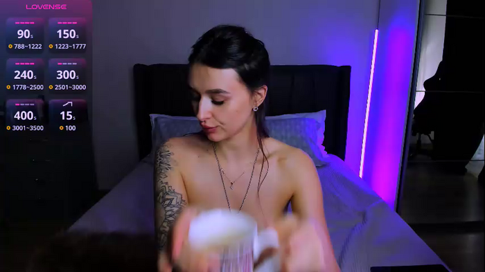 veronica_larson