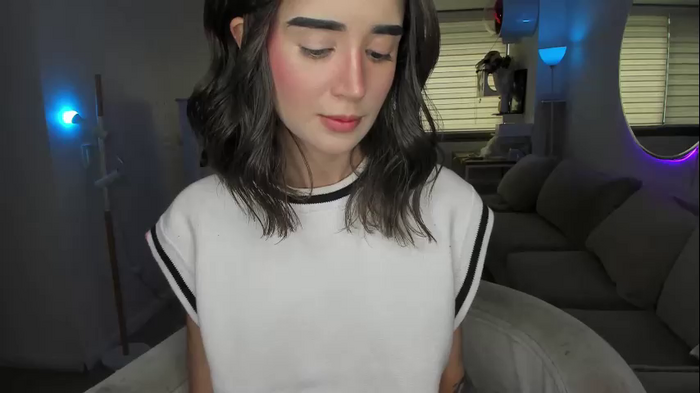 lonelly_lolly98