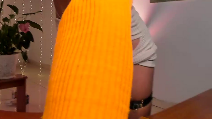 lola_cocks