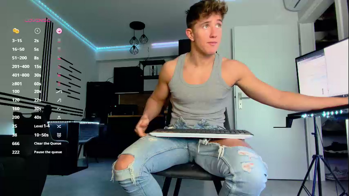 christianlevine_