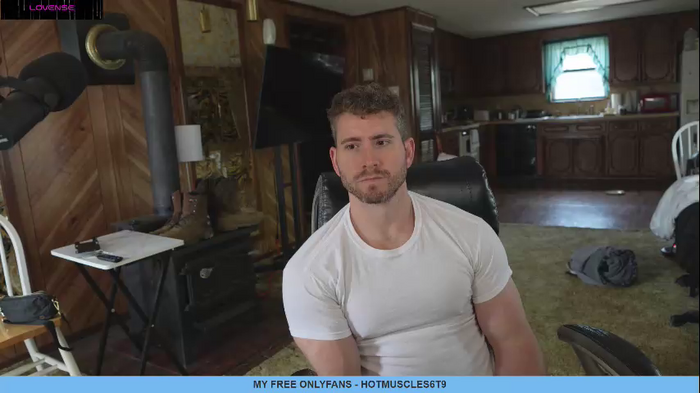hotmuscles6t9