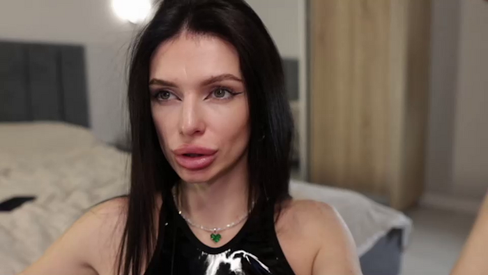 alexa_alex_liepa