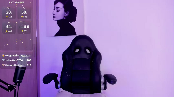 thecosmicgirl