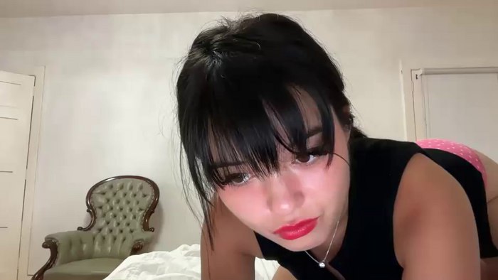 sarah_heart_aus