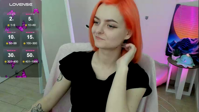 red_bestie_