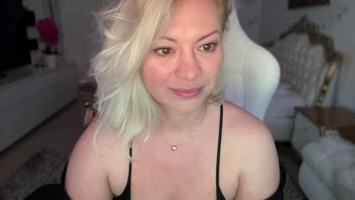 kiradivine