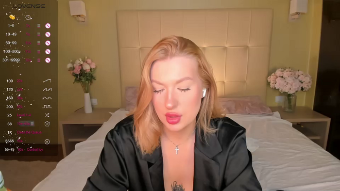 hollyylee