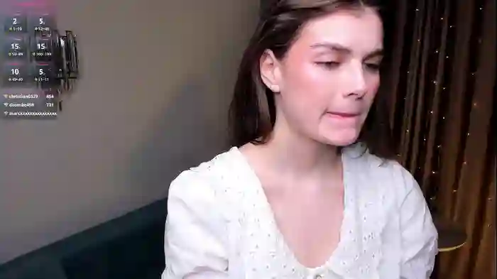 2025/04/04/chaturbate-candy_flo-15-24-00