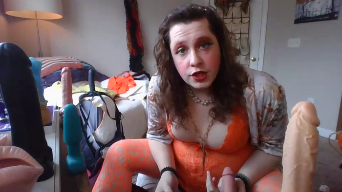 mxsissycharlotte