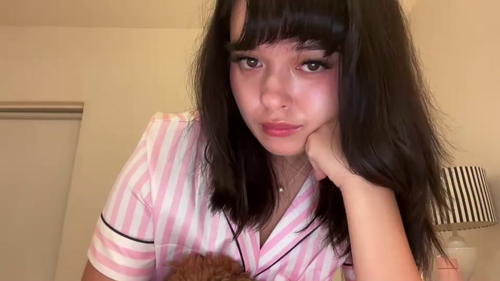 sarah_heart_aus