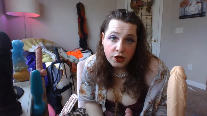 mxsissycharlotte