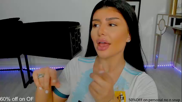 moniqueeass