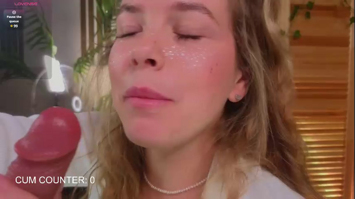 milly_shy