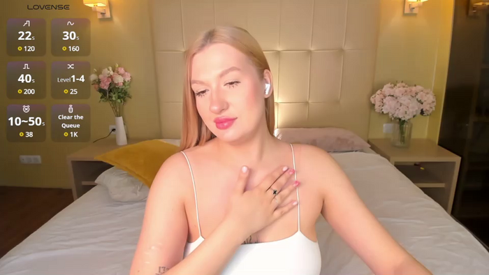 hollyylee