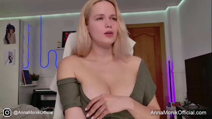 anna_monik