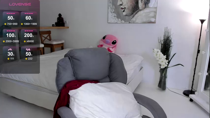 lili_and_niki