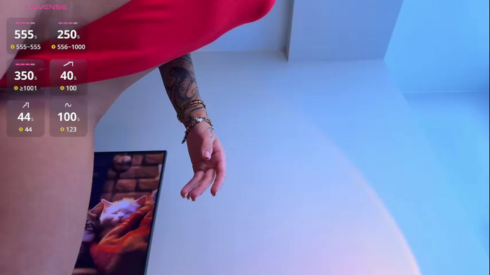 canikissyou__