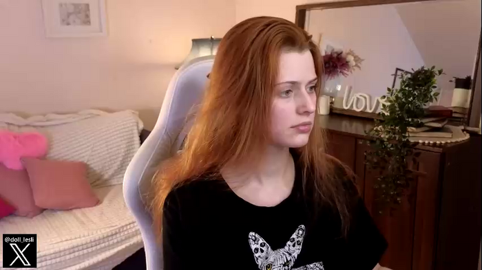 doll_lesli