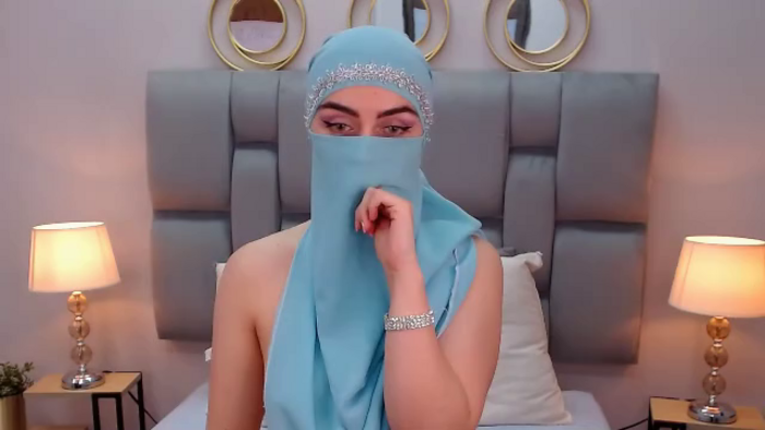 aliah-manzur