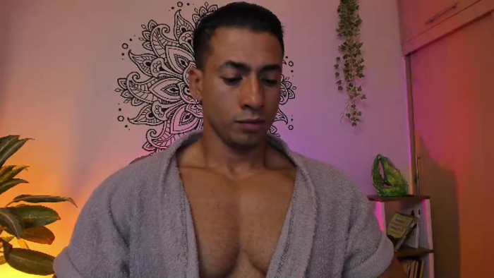 aaron-strong