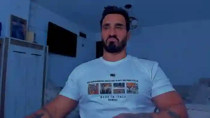 2024/04/28/flirt4free-ian-hunk-00-31-24