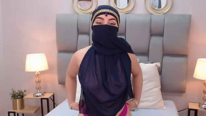 aliah-manzur