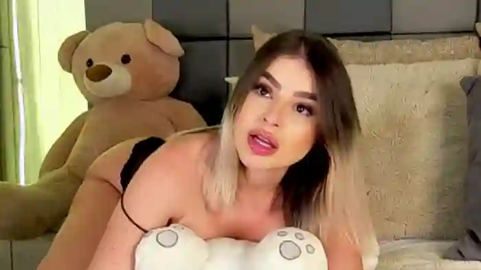 2024/05/01/flirt4free-mia-klein-05-38-21