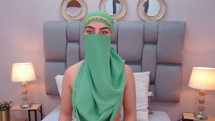 aliah-manzur