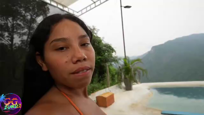island-girls