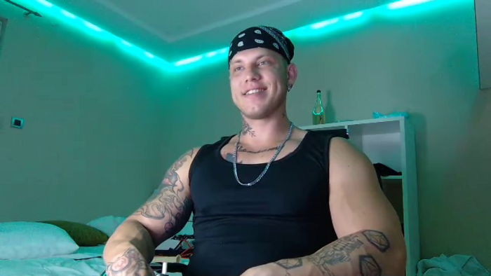 richie-grey