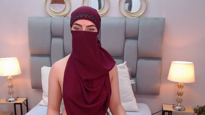aliah-manzur