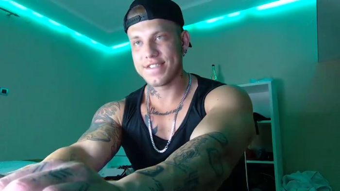 richie-grey