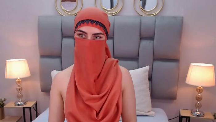 aliah-manzur