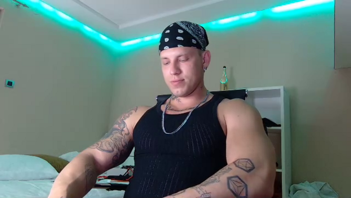 richie-grey