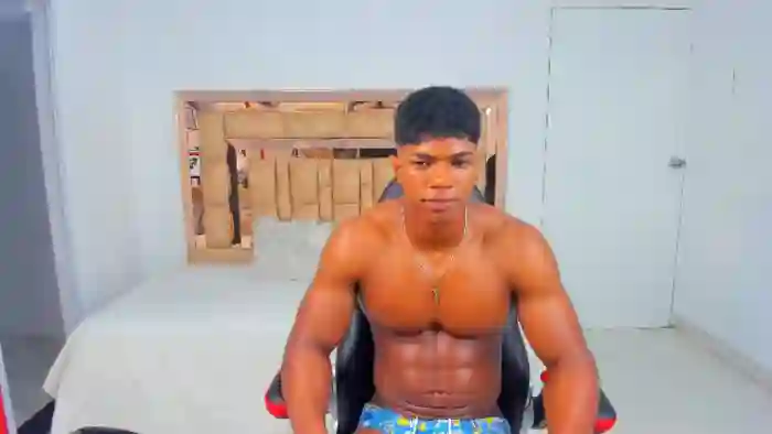 2024/05/05/flirt4free-dominnic-strong-01-27-37