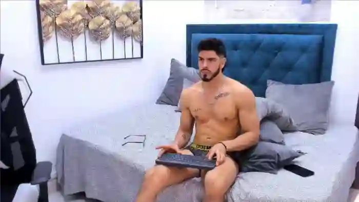 2024/05/05/flirt4free-mathias-mark-12-25-44