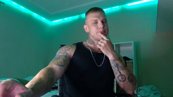 richie-grey
