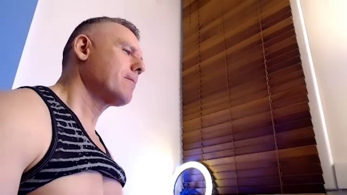tom-fox