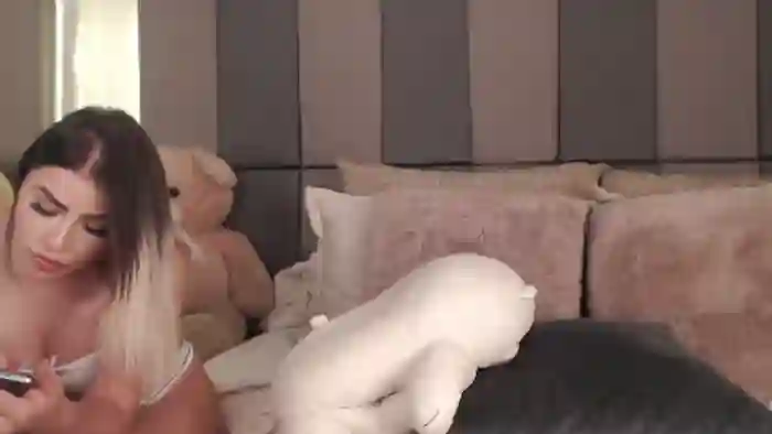 2024/05/10/flirt4free-mia-klein-05-40-30