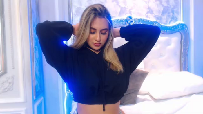samantha-dumont