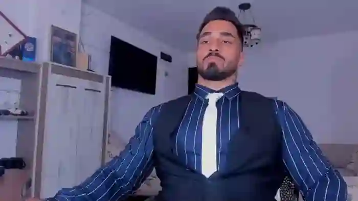 2024/05/11/flirt4free-ian-hunk-20-30-27